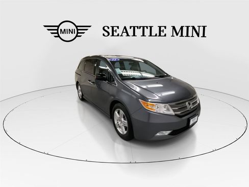 Used 2012 Honda Odyssey Touring image 2