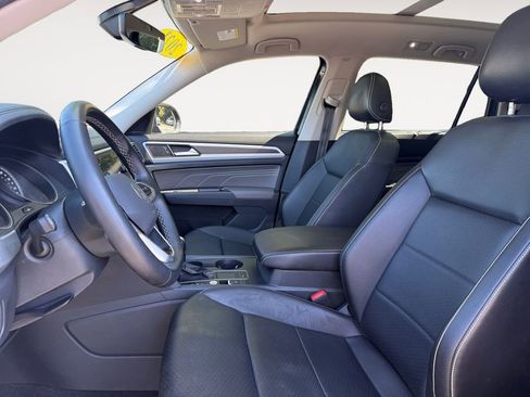 Used 2021 Volkswagen Atlas SE FWD image 9