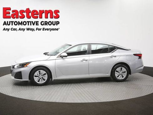 Used 2023 Nissan Altima 2.5 S FWD image 57