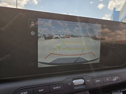 Used 2025 Kia K4 FWD image 23