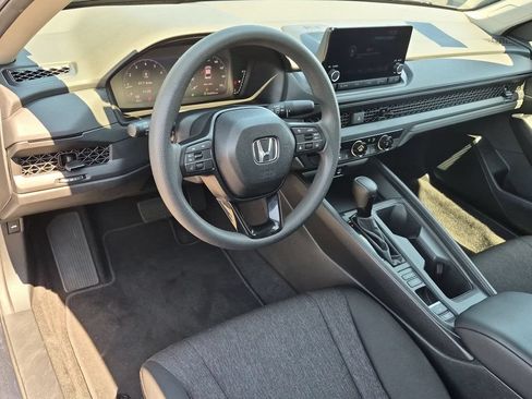 Used 2025 Honda Accord LX image 15