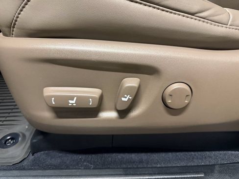 Used 2020 Lexus GX 460 Premium AWD/4WD image 17
