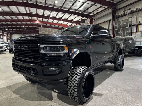 Used 2019 RAM 2500 Laramie image 10