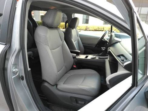 Used 2024 Toyota Sienna XLE image 23