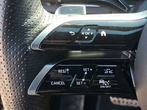 Used 2024 Mercedes-Benz GLS 450 4MATIC image 24