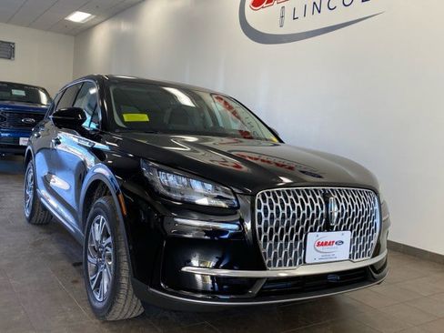 Certified 2023 Lincoln Corsair AWD w/ Equipment Group 102A image 2