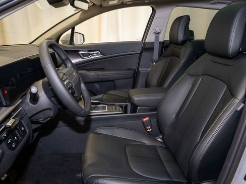 New 2026 Kia Sportage EX image 16