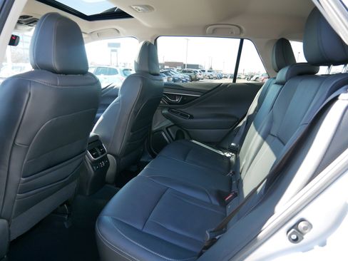 Certified 2024 Subaru Outback Limited image 33