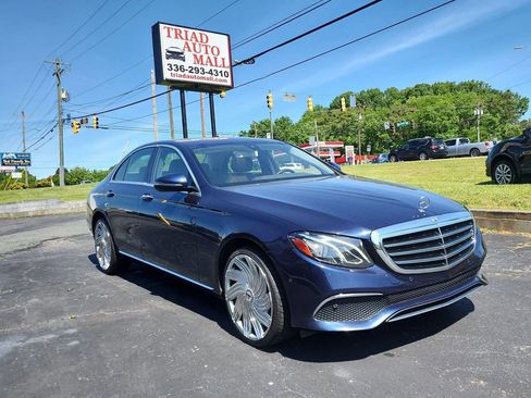 Used 2018 Mercedes-Benz E 300 4MATIC image 3