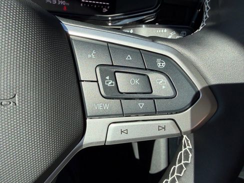 New 2025 Volkswagen Taos S image 25