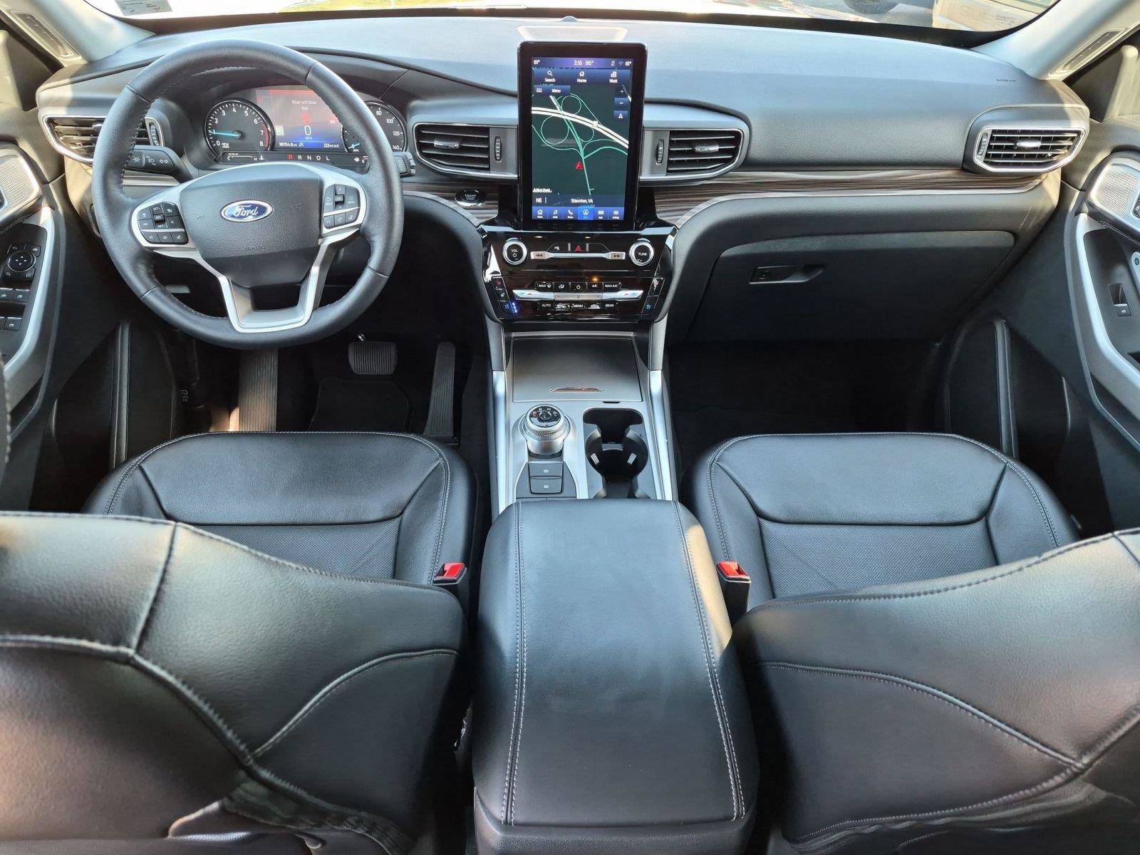 Used 2024 Ford Explorer Limited w/ Limited Technology Package AWD/4WD image 26
