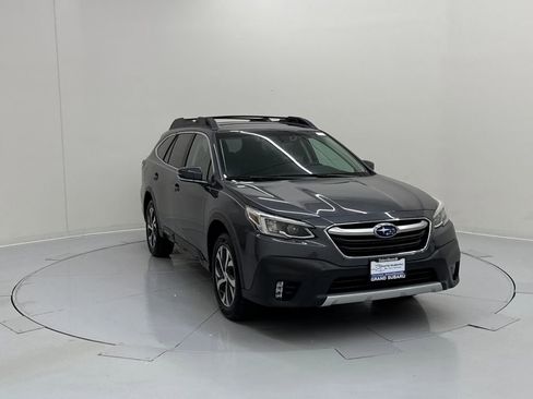 Used 2021 Subaru Outback Limited image 7