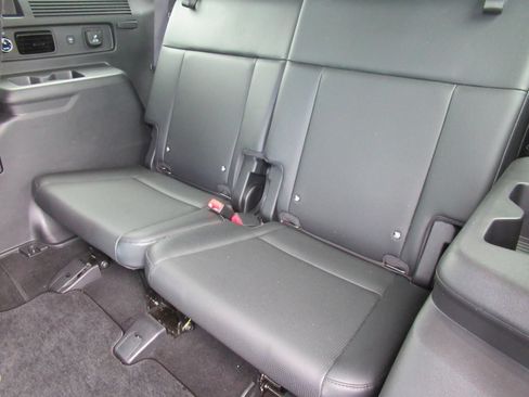 Used 2024 Hyundai Santa Fe Calligraphy FWD image 36