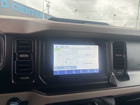 Used 2022 Ford Bronco Big Bend image 28