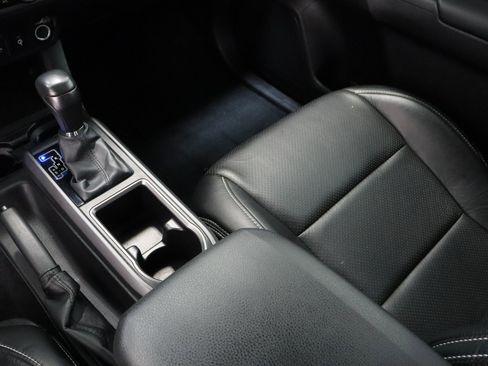 Used 2023 Toyota Tacoma TRD Off-Road AWD/4WD image 17