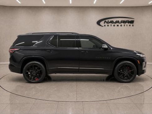 Used 2023 Chevrolet Traverse Premier w/ Redline Edition FWD image 8