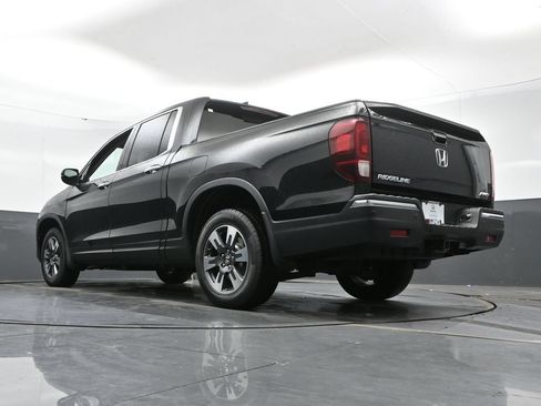 Used 2018 Honda Ridgeline RTL-E image 47