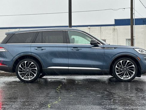 Used 2020 Lincoln Aviator Reserve w/ Equipment Group 202A image 2