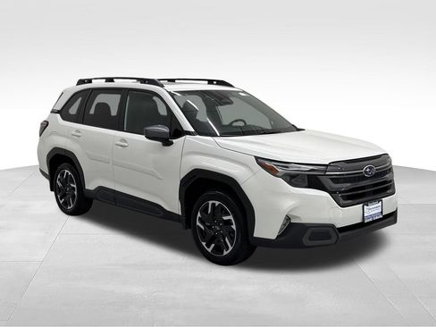 Used 2026 Subaru Forester Limited AWD/4WD image 9