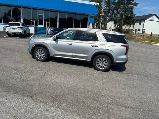 Used 2025 Hyundai Palisade SEL FWD image 19