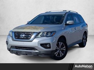 Used 2019 Nissan Pathfinder S video 1