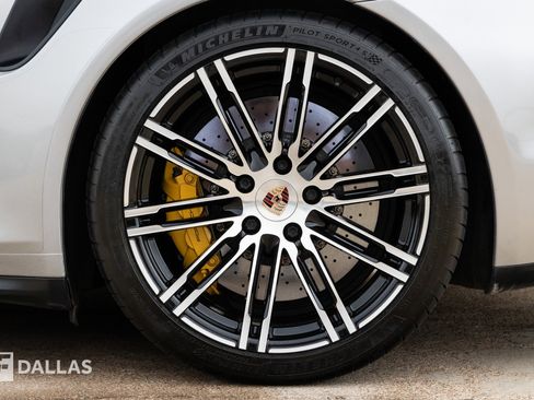 Used 2015 Porsche 911 Turbo S image 11