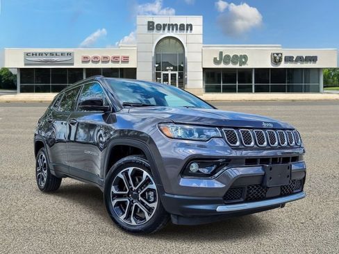 Certified 2024 Jeep Compass Limited AWD/4WD image 2