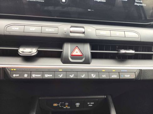 Used 2025 Kia K4 FWD image 26