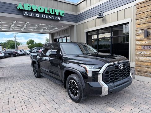 Used 2022 Toyota Tundra SR5 RWD image 1
