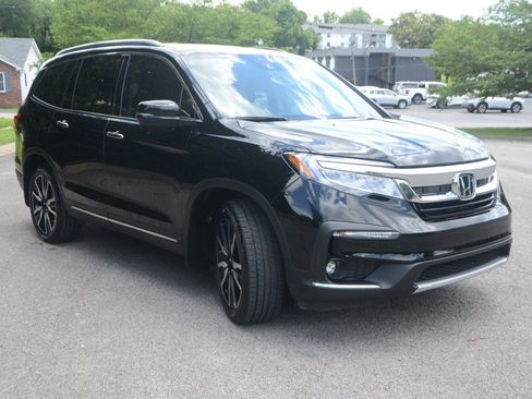 Used 2022 Honda Pilot Touring image 6