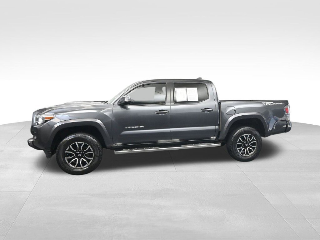 Used 2021 Toyota Tacoma TRD Sport w/ Technology Package RWD image 2