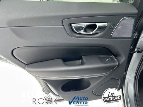Used 2019 Volvo XC60 T8 R-Design w/ Advanced Package image 16