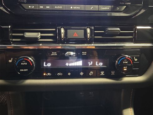 New 2025 Nissan Pathfinder Rock Creek image 21