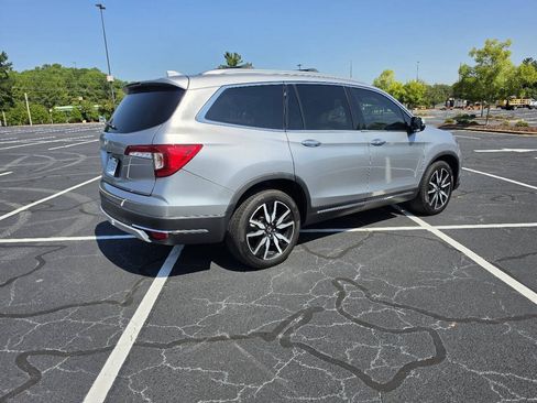 Used 2020 Honda Pilot Touring image 5