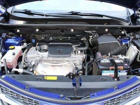 Used 2015 Toyota RAV4 LE FWD image 29
