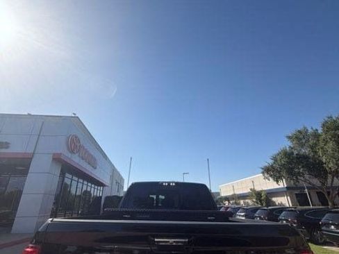 Used 2019 RAM 2500 Laramie AWD/4WD image 5