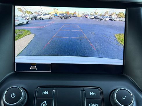 Used 2022 GMC Acadia SLE w/ Driver Convenience Package AWD/4WD image 46