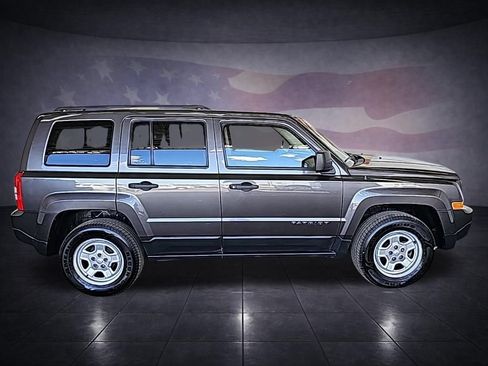 Used 2015 Jeep Patriot Sport FWD image 7