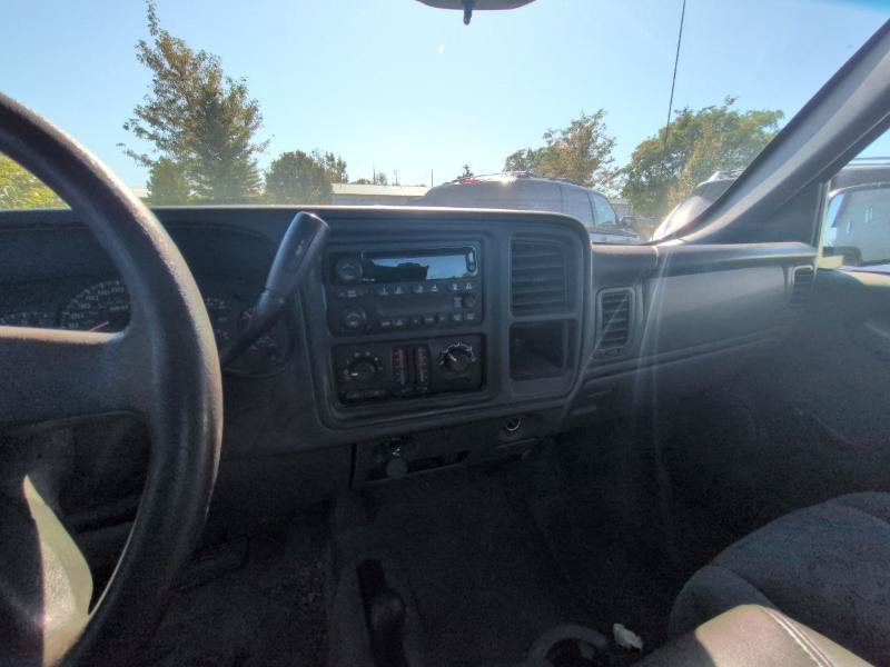 Used 2006 Chevrolet Silverado 1500 W/T AWD/4WD image 9