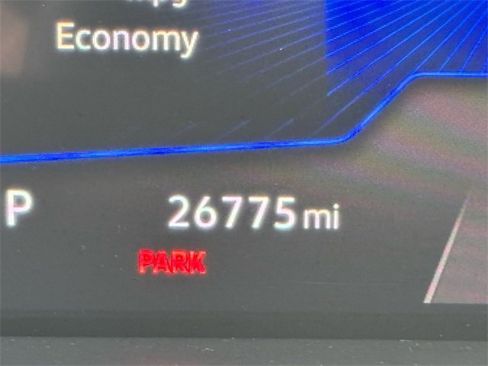 Used 2022 Volkswagen Taos SE image 31