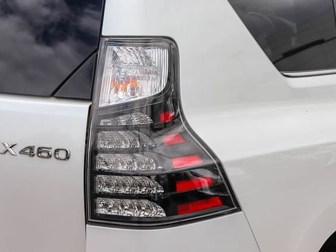 Certified 2023 Lexus GX 460 Premium AWD/4WD image 8