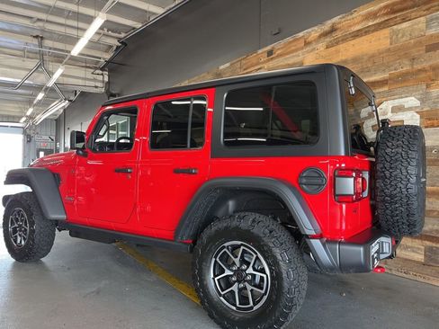 New 2026 Jeep Wrangler Unlimited Rubicon AWD/4WD image 21