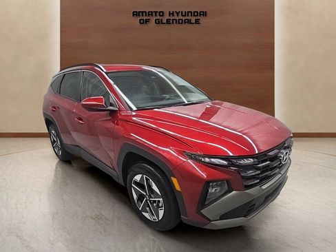 Certified 2025 Hyundai Tucson SEL AWD/4WD image 7