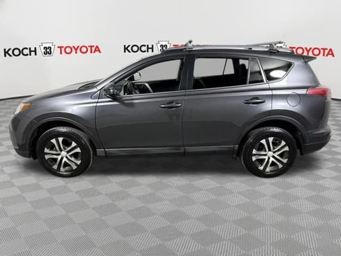 Used 2018 Toyota RAV4 LE image 4