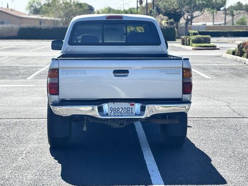 Used 2004 Toyota Tacoma PreRunner image 7