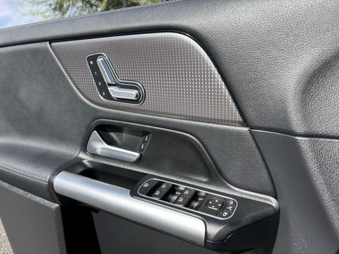 Used 2023 Mercedes-Benz GLA 250 GLA 250 w/ Premium Package image 20