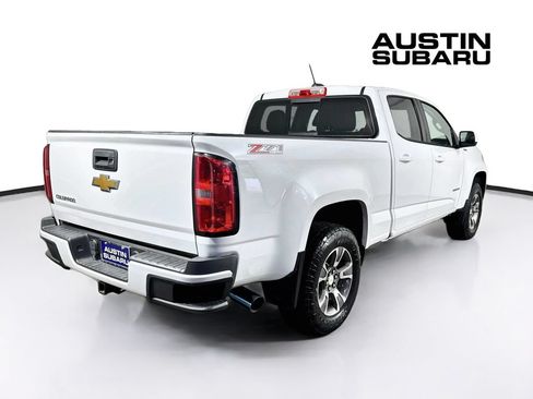 Used 2017 Chevrolet Colorado Z71 AWD/4WD image 7