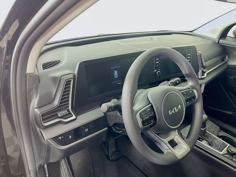 Used 2023 Kia Sportage LX FWD image 10