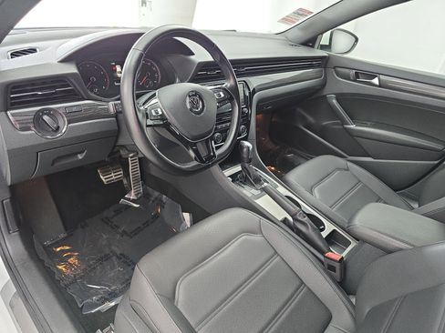 Used 2021 Volkswagen Passat 2.0T R-Line FWD image 15