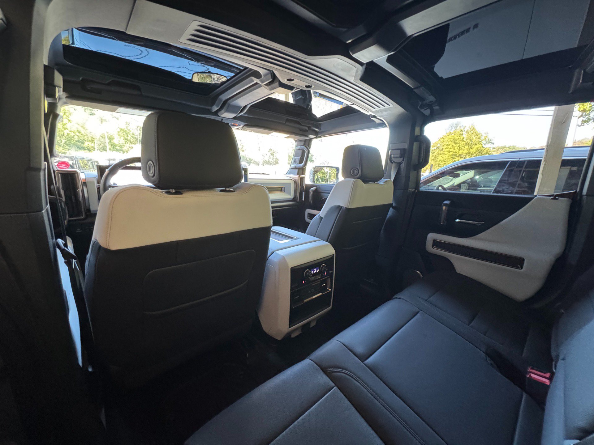 Used 2025 GMC Hummer EV 3X w/ Extreme Off-Road Package AWD/4WD image 51